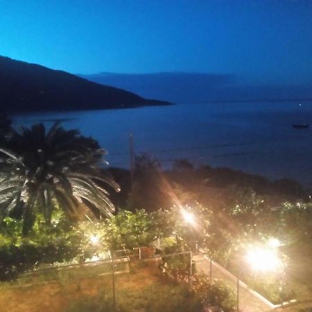 Hotel Kinira Екстериор снимка