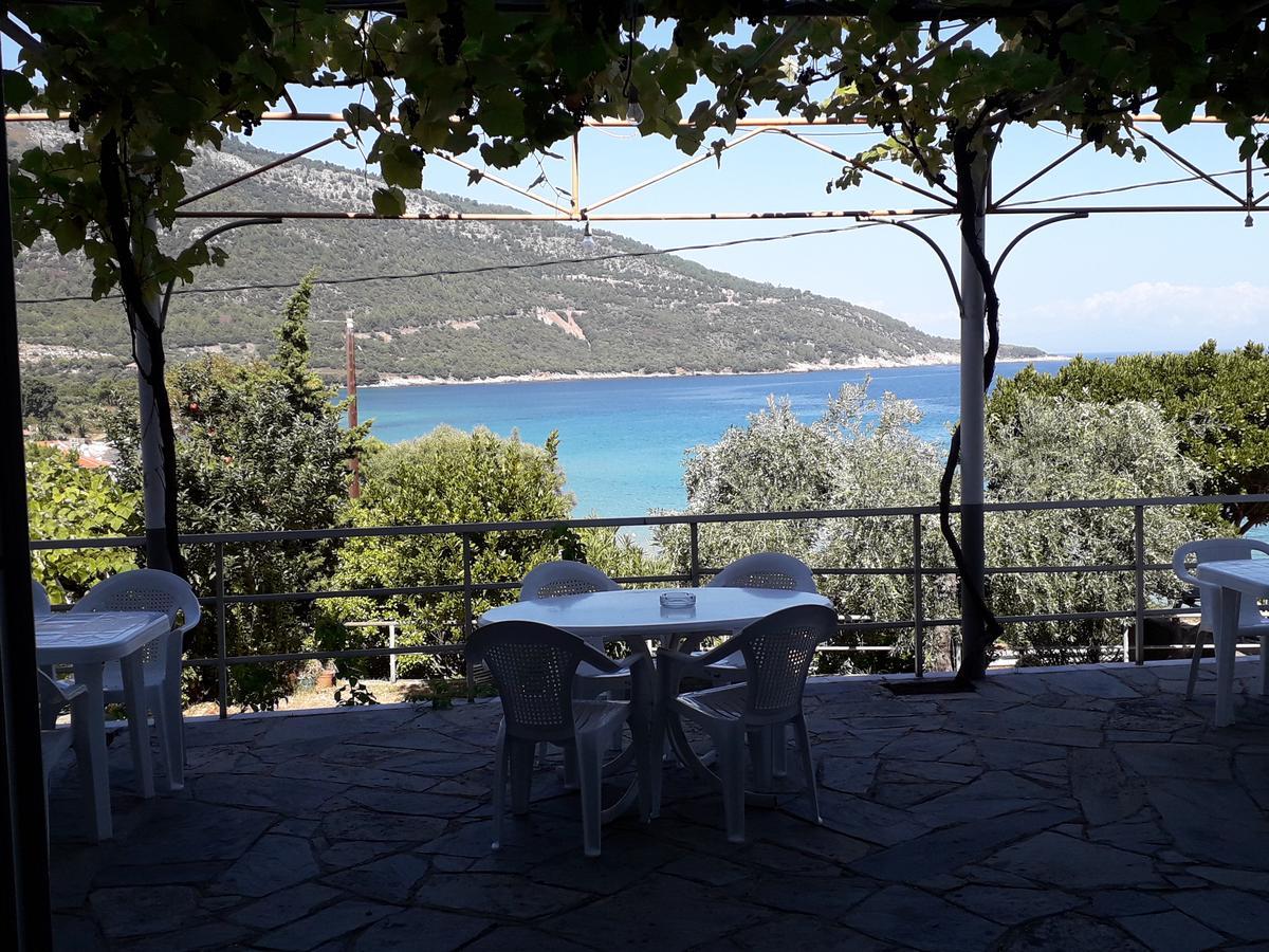 Hotel Kinira Екстериор снимка
