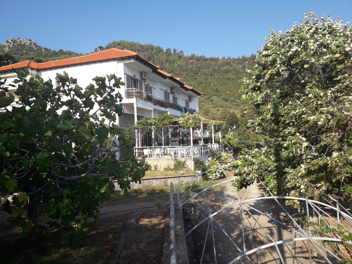 Hotel Kinira Екстериор снимка